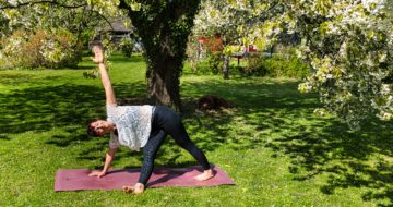 Kirschblüten Yoga